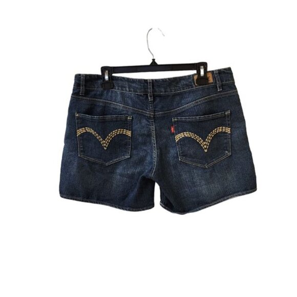 Levi's Jean Shorts Size 15 Midi Longer Inseam Low Mid Rise - Picture 2 of 7